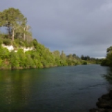 In Taupo, Reids Farm is a free campground located beside the Waikato River. The many moods of the river could be experienced at nearby Huka Falls and the City park with the natural hot springs. We really enjoyed this campground especially the changing light